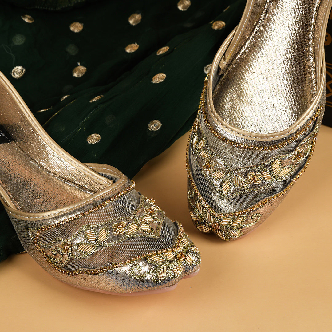 Tehzeeb – Handcrafted Gold Khusa with Soft Comfort & Embroidered Elegance