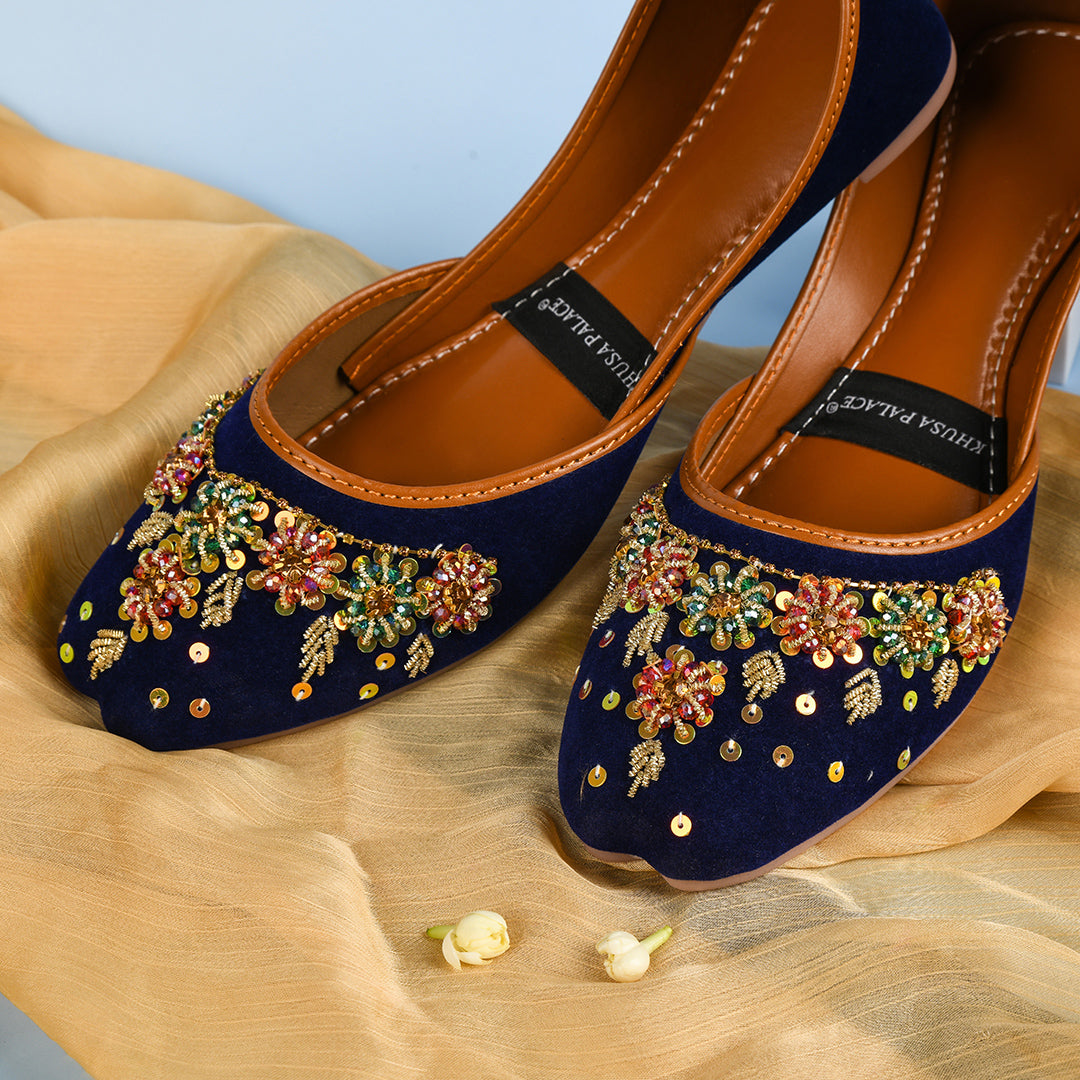 Naubahar (نوبہار) – A Fresh Spring Khusa with Handcrafted Floral Detailing