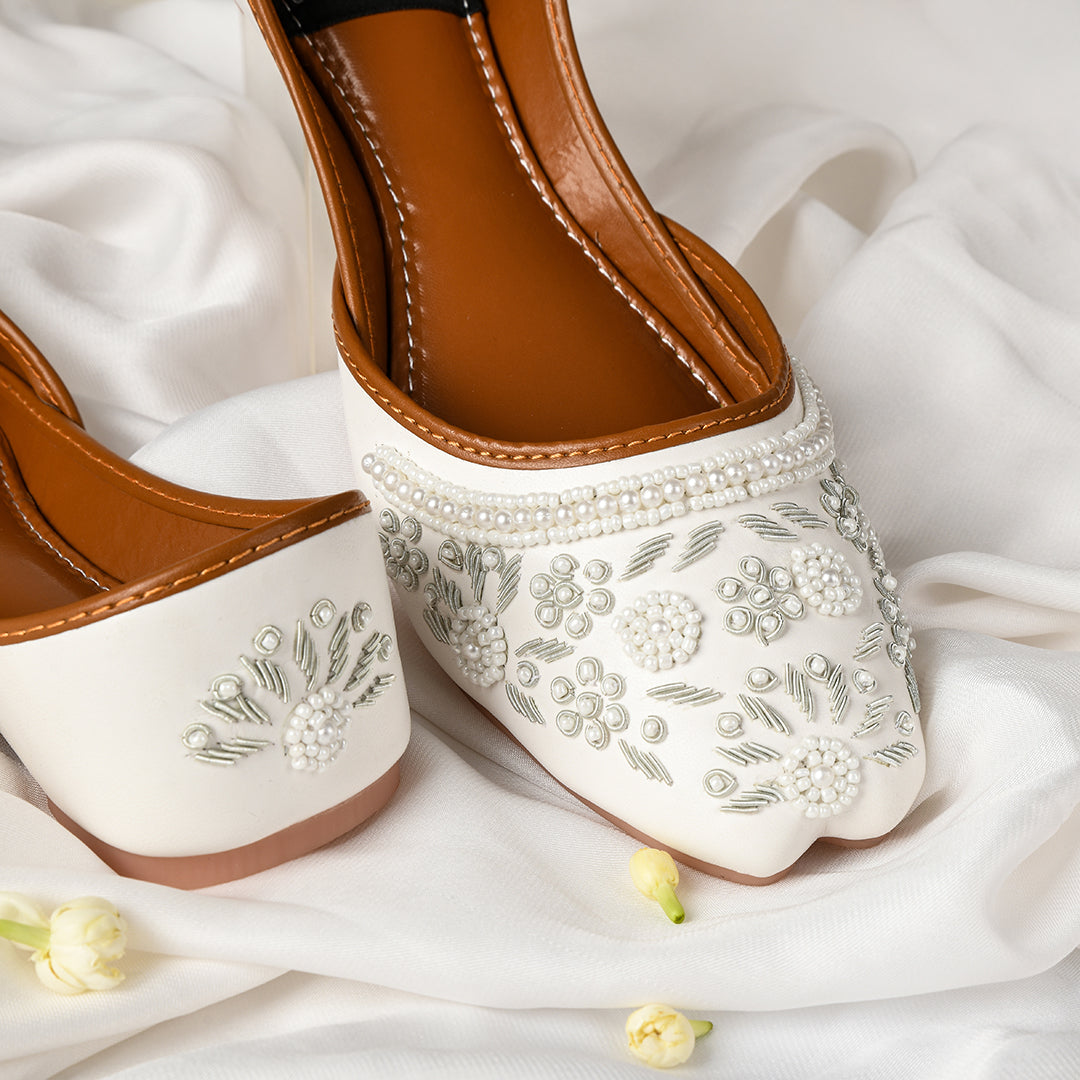 Jasmine – White Khusa with Delicate Hand Embroidery