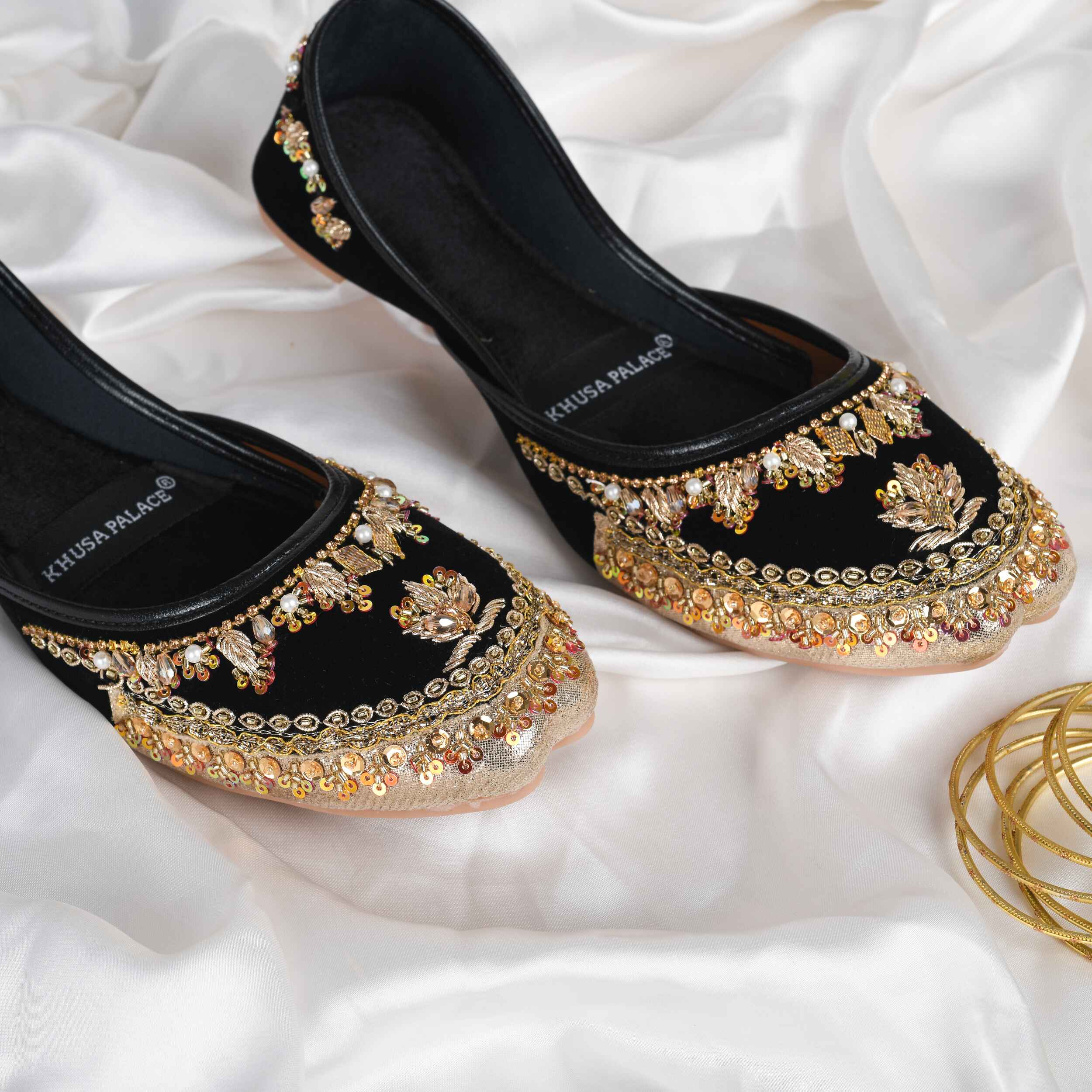 👑 Shehnai – The Royal Wedding Khusa 👑